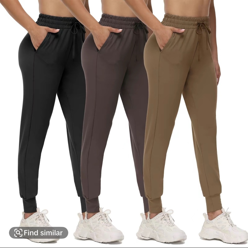 3 pairs of joggers